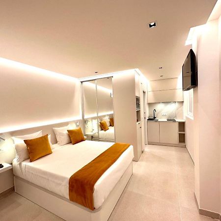 Suite Ron In Marina 2 People Puerto Deportivo Benalmádena Kültér fotó